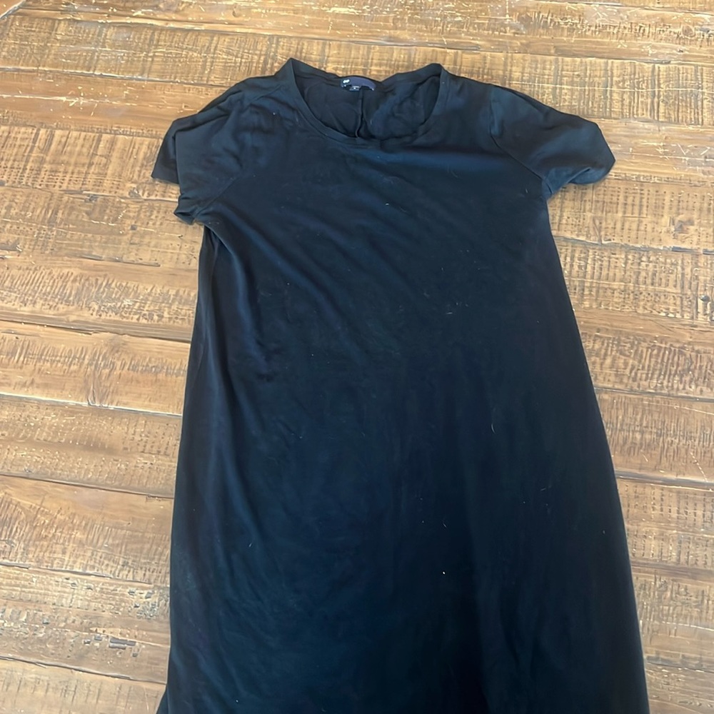 GAP short sleeve dress, size medium. Black